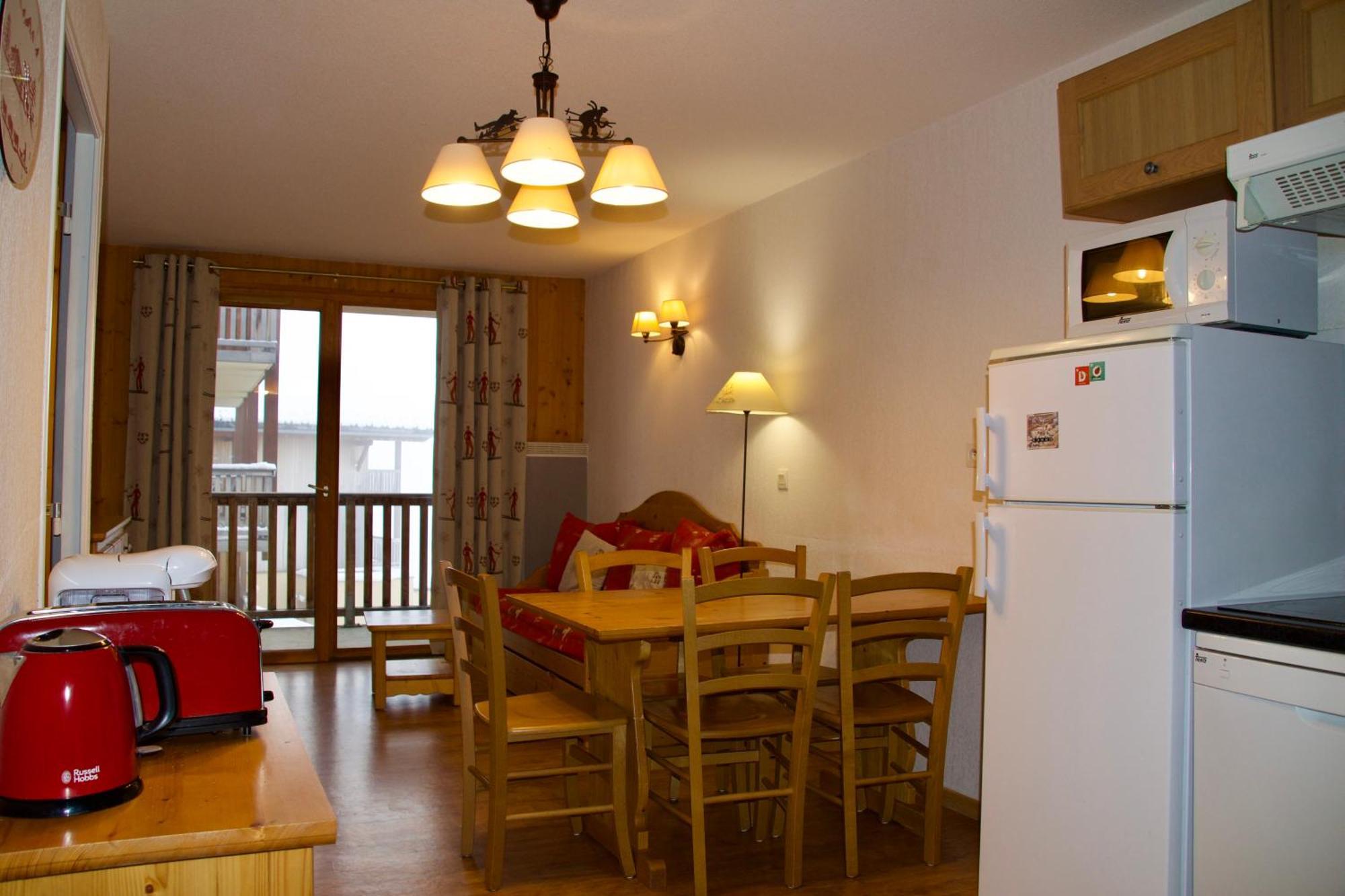 Appartement 6 Places Aux Pieds Des Pistes Avec Piscine, Wifi Et Parking Prive, Salle De Bain Refaite A Neuf Orcieres Exterior photo
